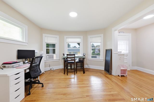 36 Brookline Avenue, Bloomfield, CT 06002