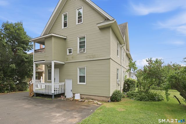 36 Brookline Avenue, Bloomfield, CT 06002