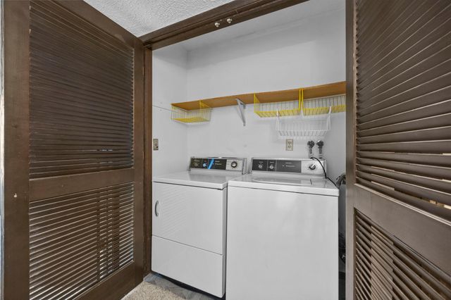 5120 W 102nd Street 204, Bloomington, MN 55437