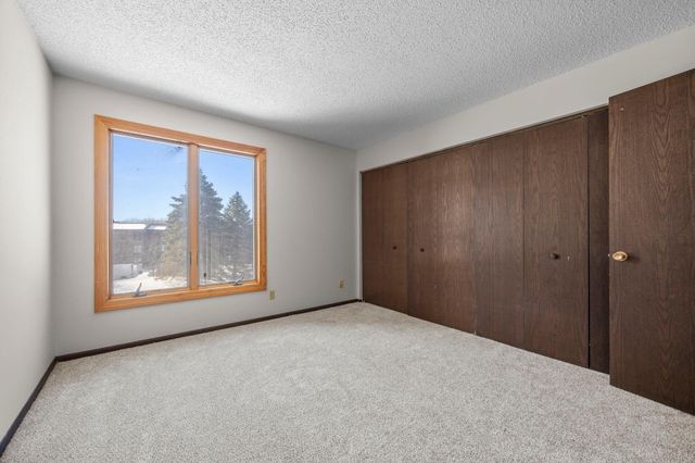 5120 W 102nd Street 204, Bloomington, MN 55437