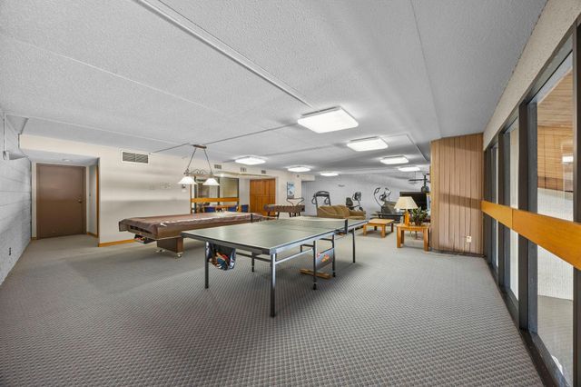 5120 W 102nd Street 204, Bloomington, MN 55437