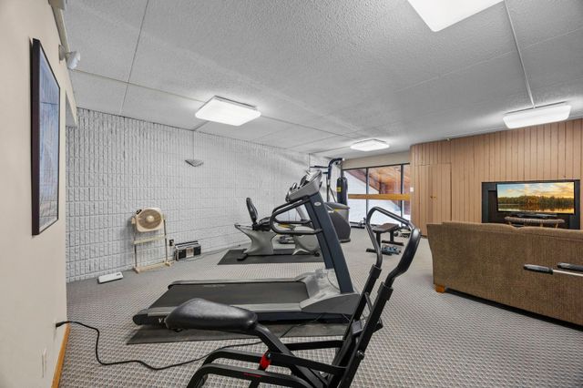 5120 W 102nd Street 204, Bloomington, MN 55437