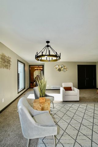 542 S Erie St, Wichita, KS 67211