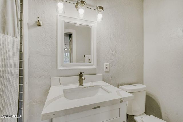 2538 N 50TH Street, Phoenix, AZ 85008