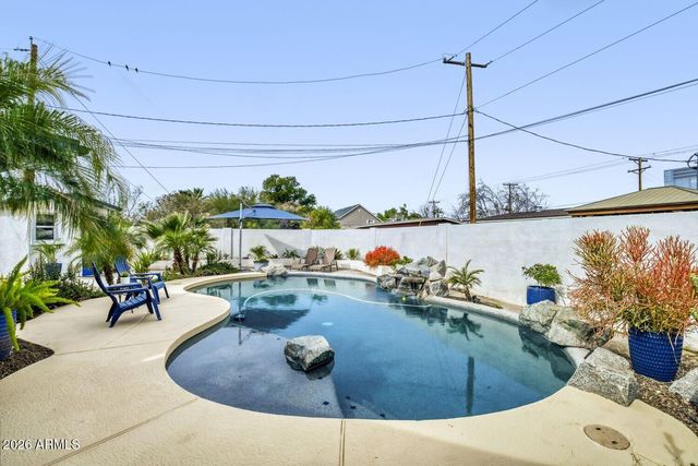 2538 N 50TH Street, Phoenix, AZ 85008