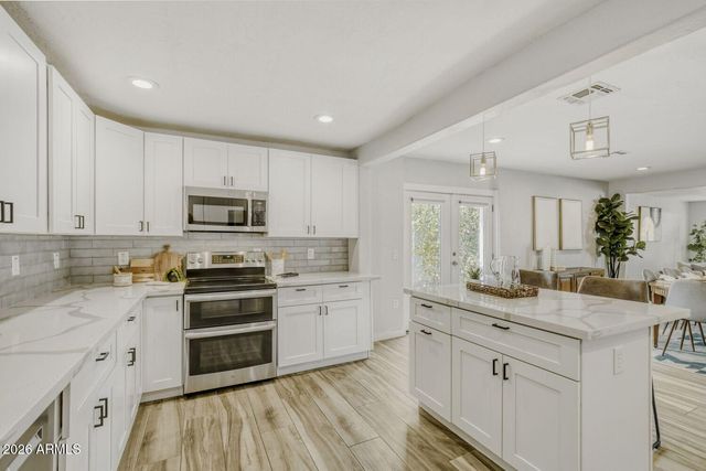 2538 N 50TH Street, Phoenix, AZ 85008