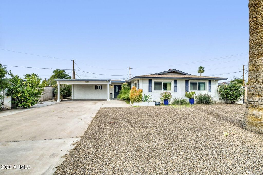 2538 N 50TH Street, Phoenix, AZ 85008