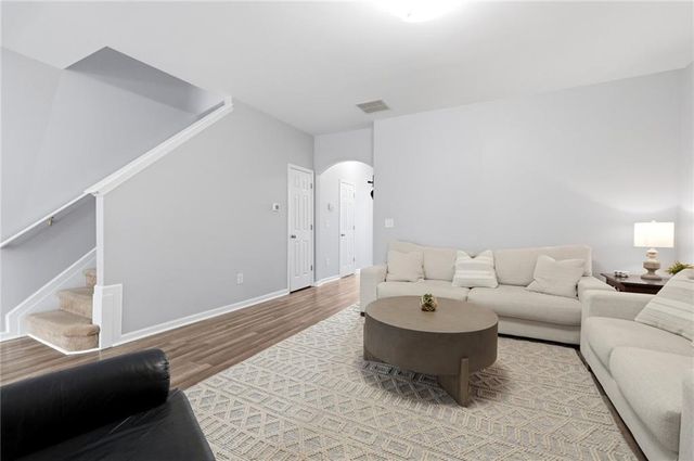 2059 Lakeshore Overlook Drive NW, Kennesaw, GA 30152