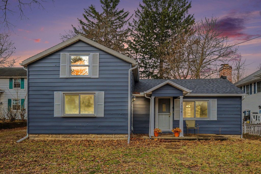 308 S Center Street, Stockbridge, MI 49285