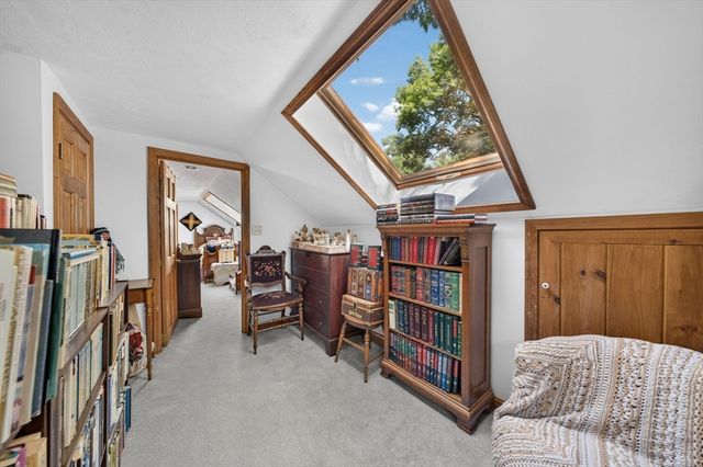48 Ichabod Ln, Marion, MA 02738
