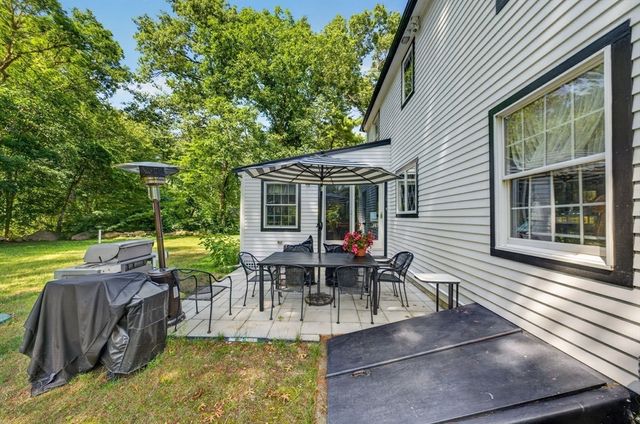 48 Ichabod Ln, Marion, MA 02738