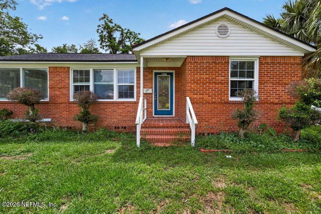 1837 BARTRAM Circle W, Jacksonville, FL 32207
