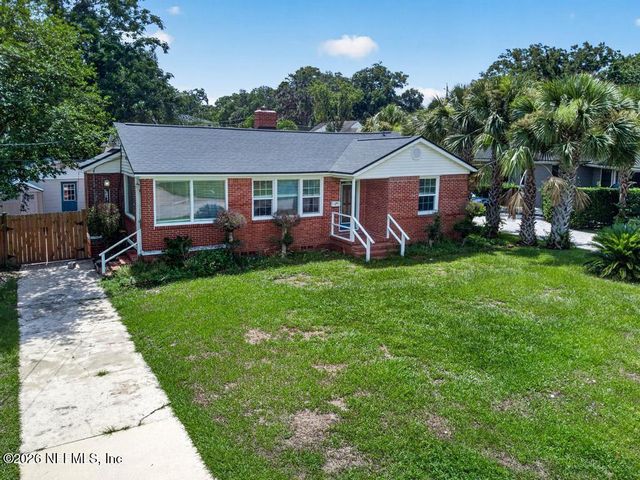 1837 BARTRAM Circle W, Jacksonville, FL 32207