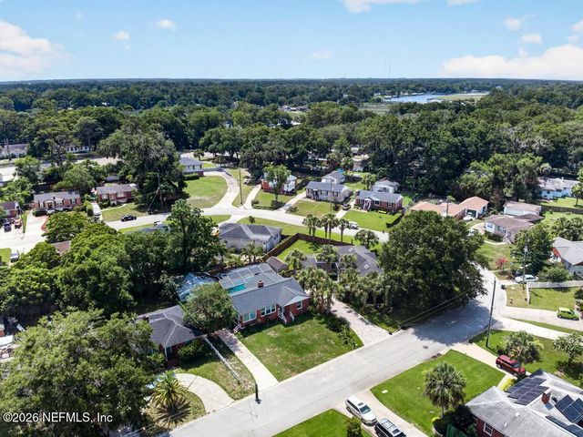 1837 BARTRAM Circle W, Jacksonville, FL 32207