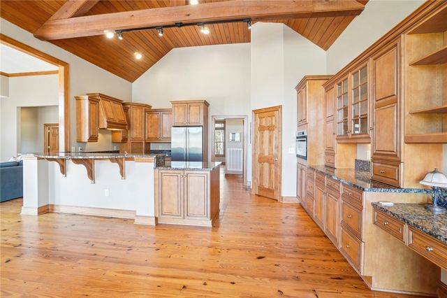 101 Starglass Way, Sunset, SC 29685