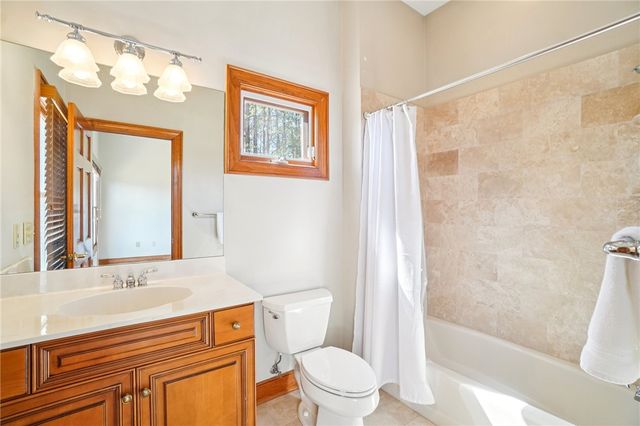101 Starglass Way, Sunset, SC 29685