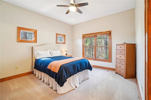 101 Starglass Way, Sunset, SC 29685
