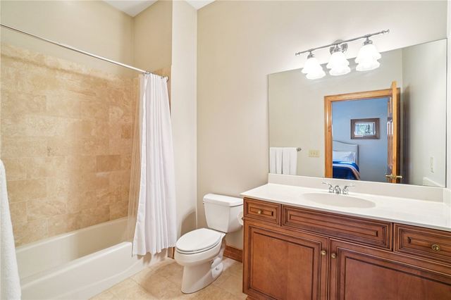 101 Starglass Way, Sunset, SC 29685