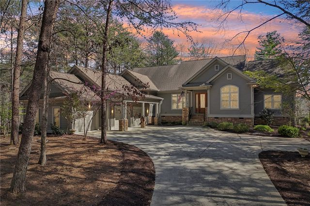 101 Starglass Way, Sunset, SC 29685