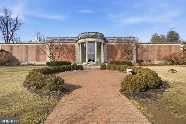 671 HIGHLAND WAY, Hagerstown, MD 21740
