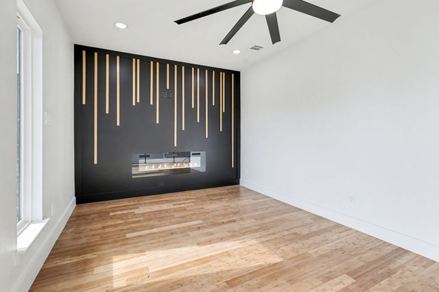 903 18th Street, Dallas, TX 75216