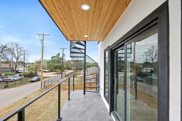 903 18th Street, Dallas, TX 75216