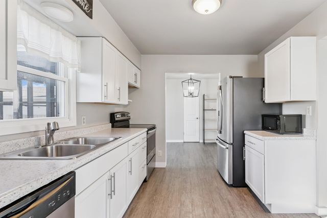 106 Berlin Street, Waterloo, IA 50701