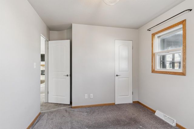 106 Berlin Street, Waterloo, IA 50701