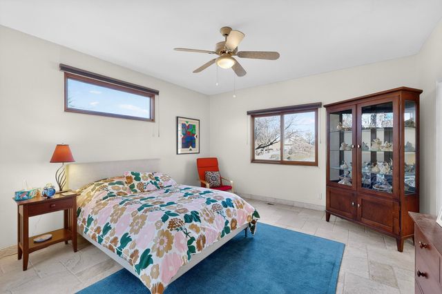 304 La Chamisal Lane NW, Los Ranchos, NM 87107