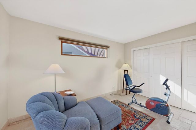 304 La Chamisal Lane NW, Los Ranchos, NM 87107