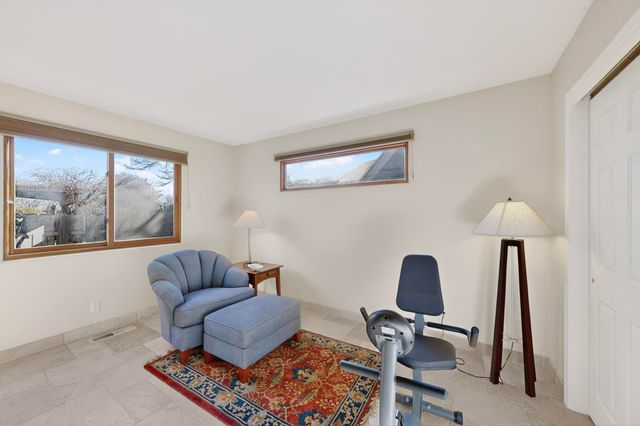 304 La Chamisal Lane NW, Los Ranchos, NM 87107