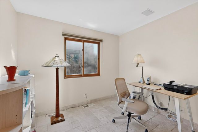 304 La Chamisal Lane NW, Los Ranchos, NM 87107