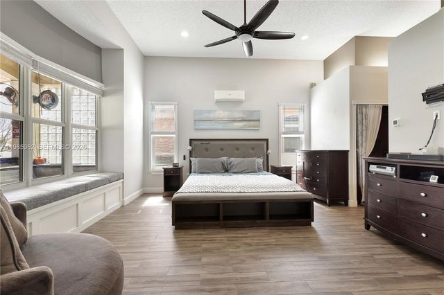 4285 SW 152nd Ave, Miramar, FL 33027