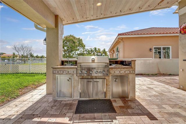 4285 SW 152nd Ave, Miramar, FL 33027