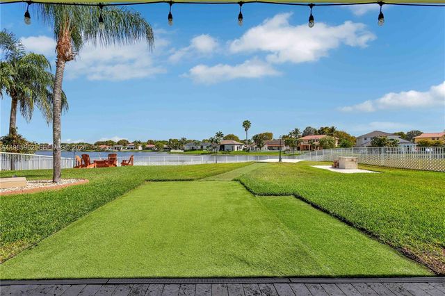 4285 SW 152nd Ave, Miramar, FL 33027