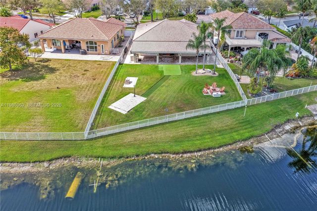 4285 SW 152nd Ave, Miramar, FL 33027