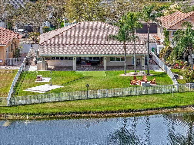 4285 SW 152nd Ave, Miramar, FL 33027