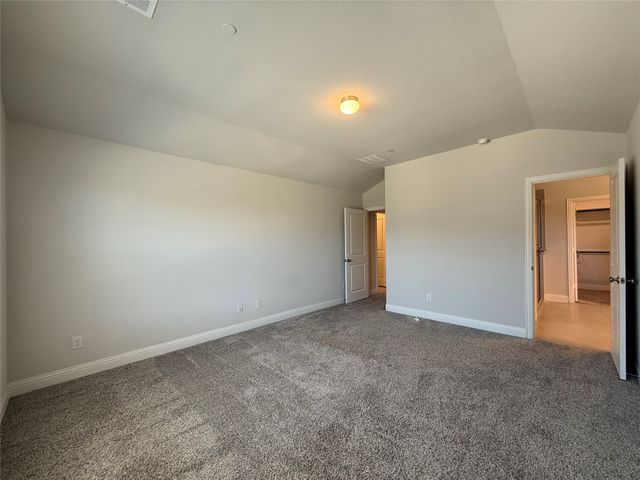 588 Hutchinson Lane, Lewisville, TX 75077