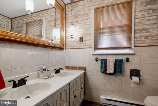 1637 DILLON RD, Ambler, PA 19002