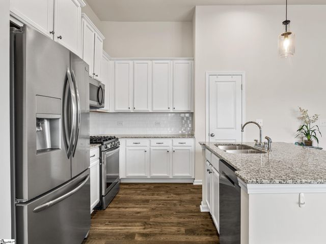 252 Cassingham Lane, Boiling Springs, SC 29316