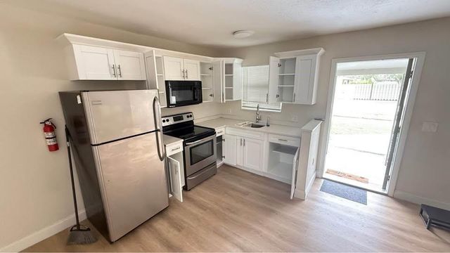 800 Moffett Street 4, Hallandale Beach, FL 33009