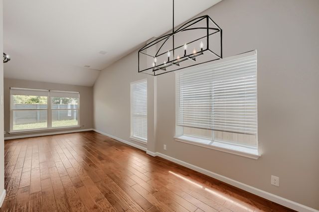 8221 MANX DR, Round Rock, TX 78681