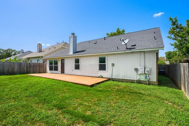 8221 MANX DR, Round Rock, TX 78681