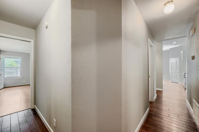8221 MANX DR, Round Rock, TX 78681