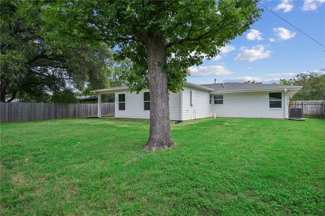 304 Dunn Street, Bryan, TX 77801