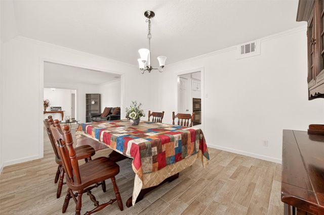3815 Fernglade Drive, Houston, TX 77068