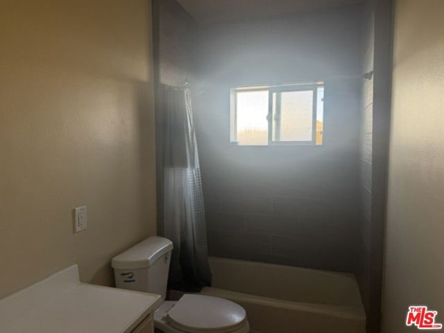 4341 W 106th Street, Inglewood, CA 90304