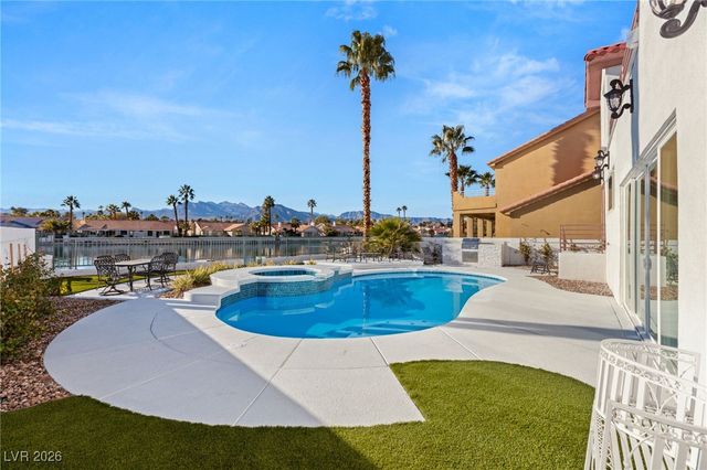 2493 Sun Reef Road, Las Vegas, NV 89128