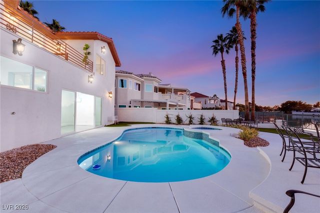 2493 Sun Reef Road, Las Vegas, NV 89128