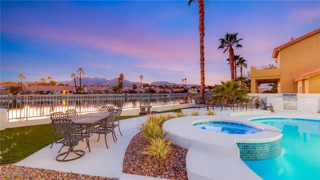 2493 Sun Reef Road, Las Vegas, NV 89128